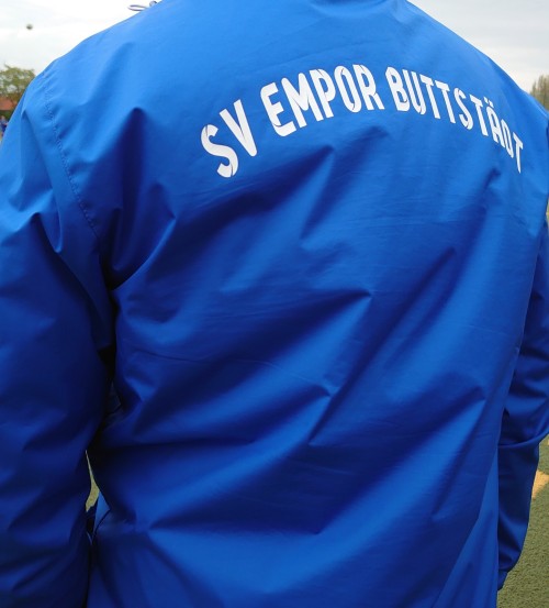 Mit dem Rücken zur Wand .... eine gemeinsame Charakterfrage!