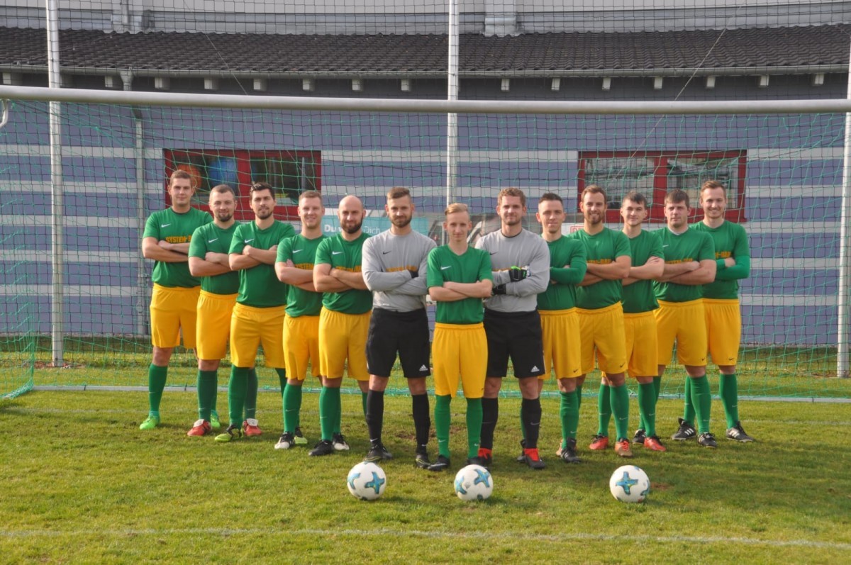 Wichtiger Auswärtssieg unserer Ersten !