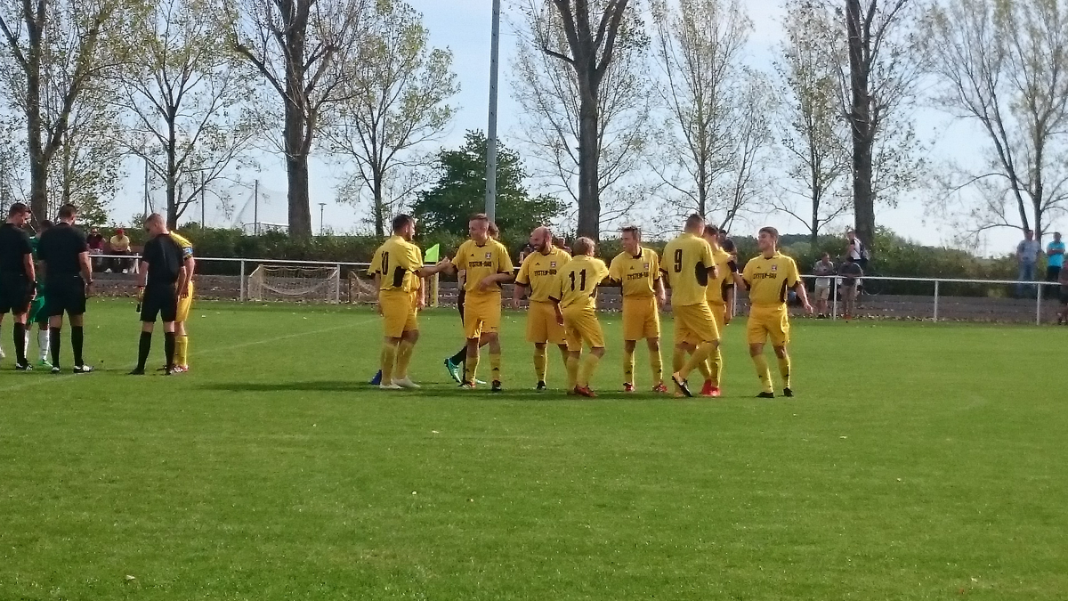 Klarer Pokalrundensieg mit bitterem Beigeschmack !