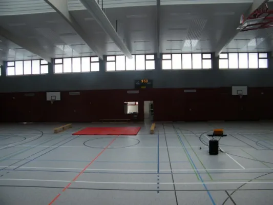 001-Feierliche Übergabe der neuen Halle