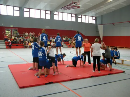 001-Feierliche Übergabe der neuen Halle