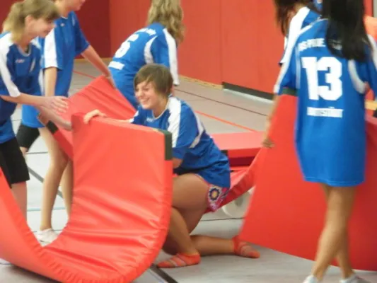 001-Feierliche Übergabe der neuen Halle