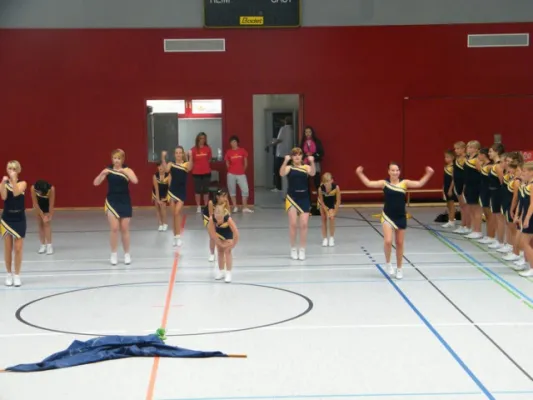 001-Feierliche Übergabe der neuen Halle