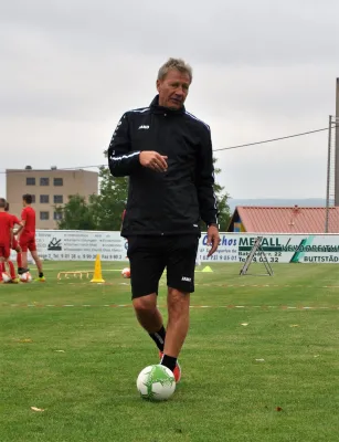 Fußballcamp mit Guido Buchwald